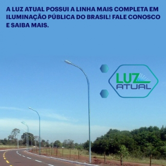 Poste Curvo Simples com Base e Chumbadores - 6 Metros